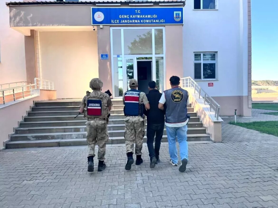 bingolde-7-yil-5-ay-mahpus-cezasi-olan-zanli-yakalandi-Jyd3PCEG.jpg